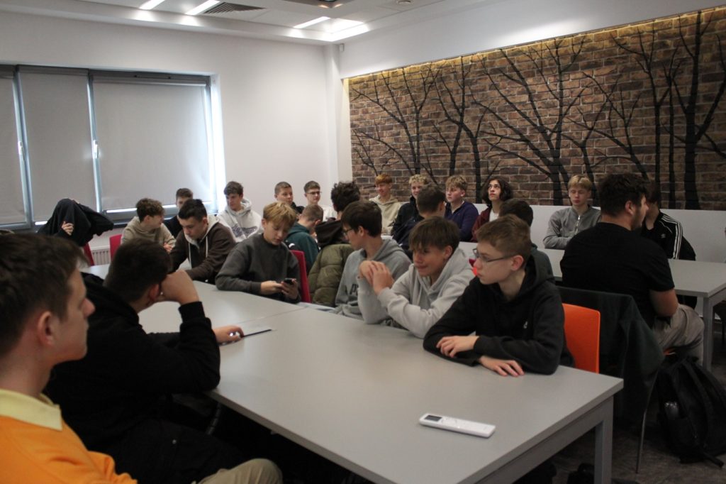 Activities of the patron class Ania Holding