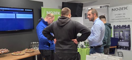 Installers and Noark representative at B2B Ania Holding