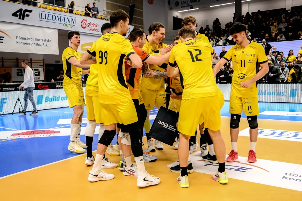 Mecz Skra Bełchatów Ania Holding sponsorem meczu